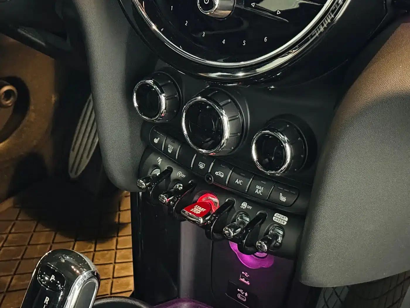 2022 MINI JCW Facelift 2.0T JOHN COOPER WORKS ALL-IN — миниатюра 18