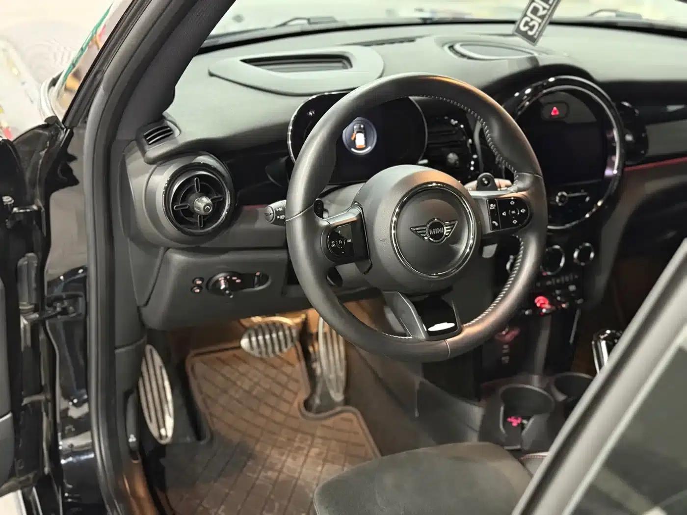 2022 MINI JCW Facelift 2.0T JOHN COOPER WORKS ALL-IN — миниатюра 10