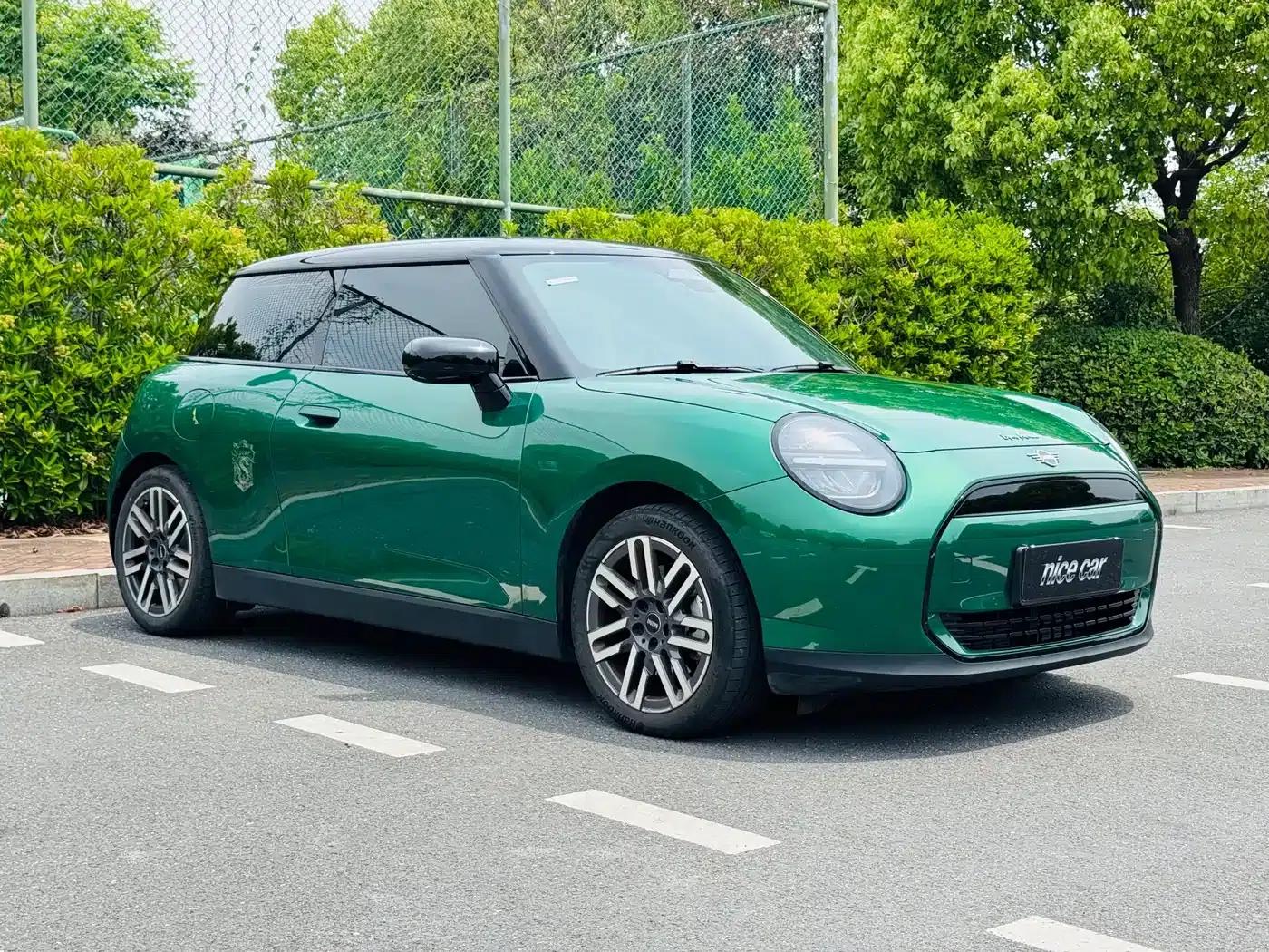 2024 Electric MINI Cooper (456km/h) - Classic Style — миниатюра 3