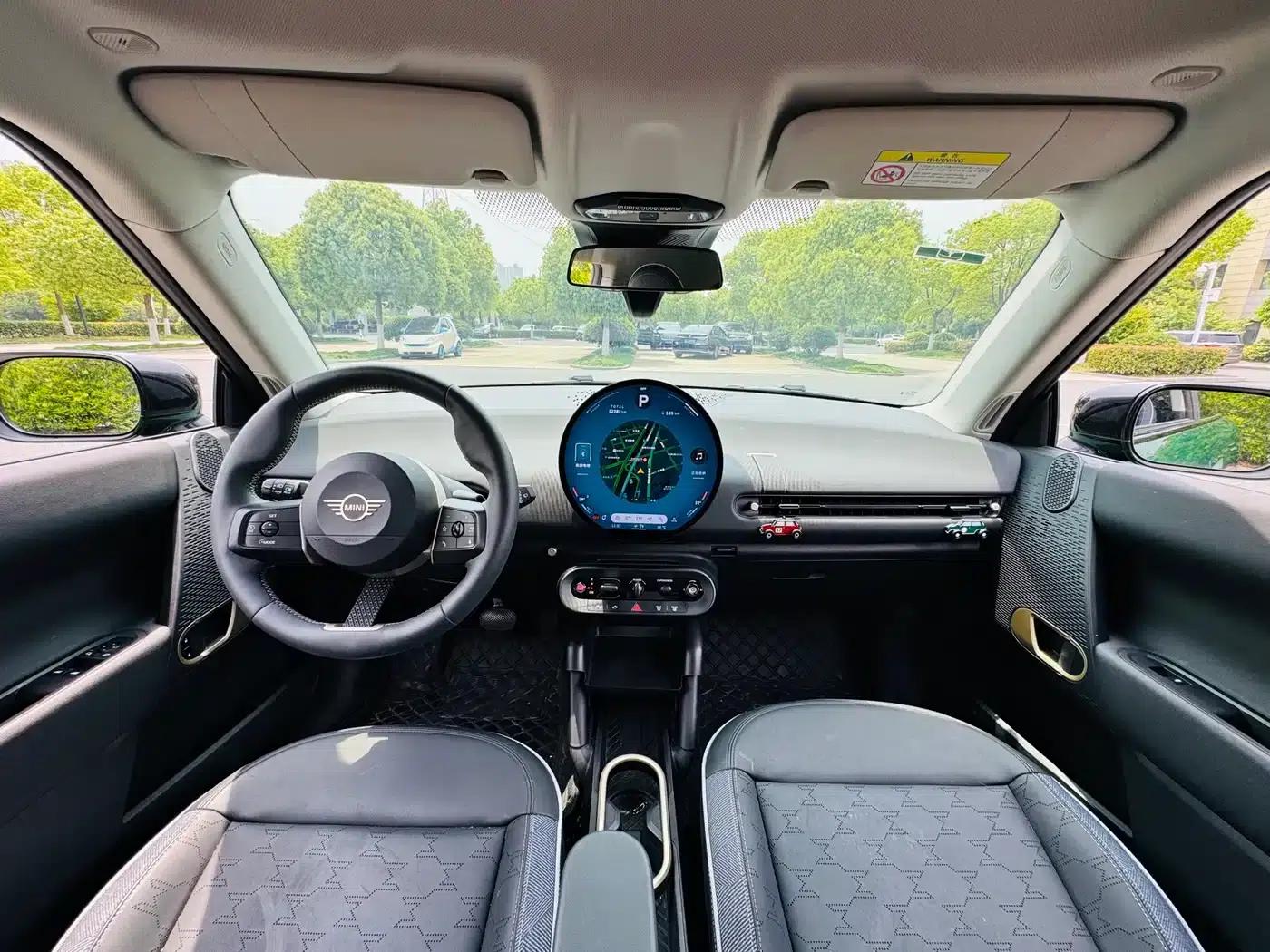 2024 Electric MINI Cooper (456km/h) - Classic Style — миниатюра 8