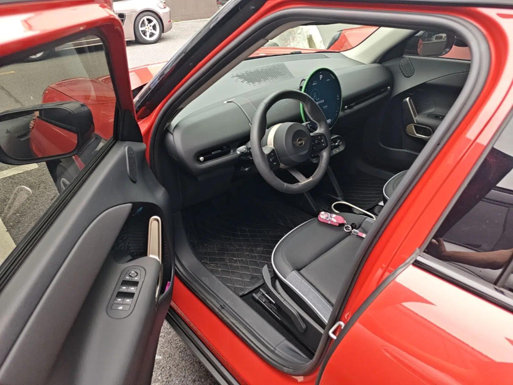 MINI Electric ACEMAN 2024 E Classic Edition — миниатюра 19