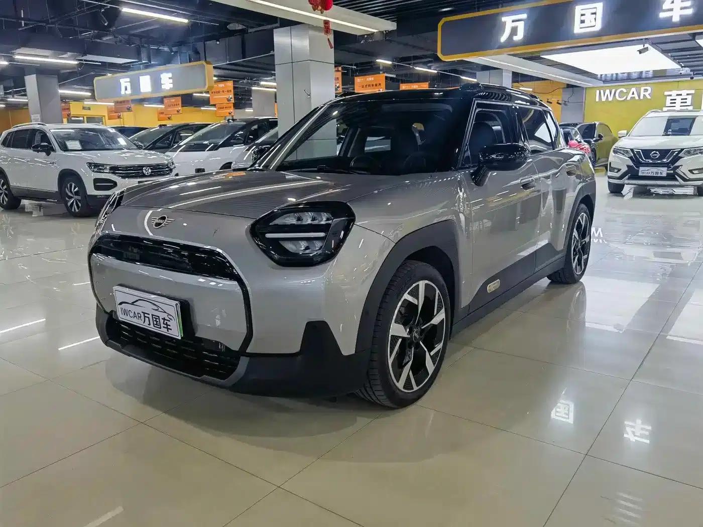 2024 Electric MINI Aceman E Classic — миниатюра 1