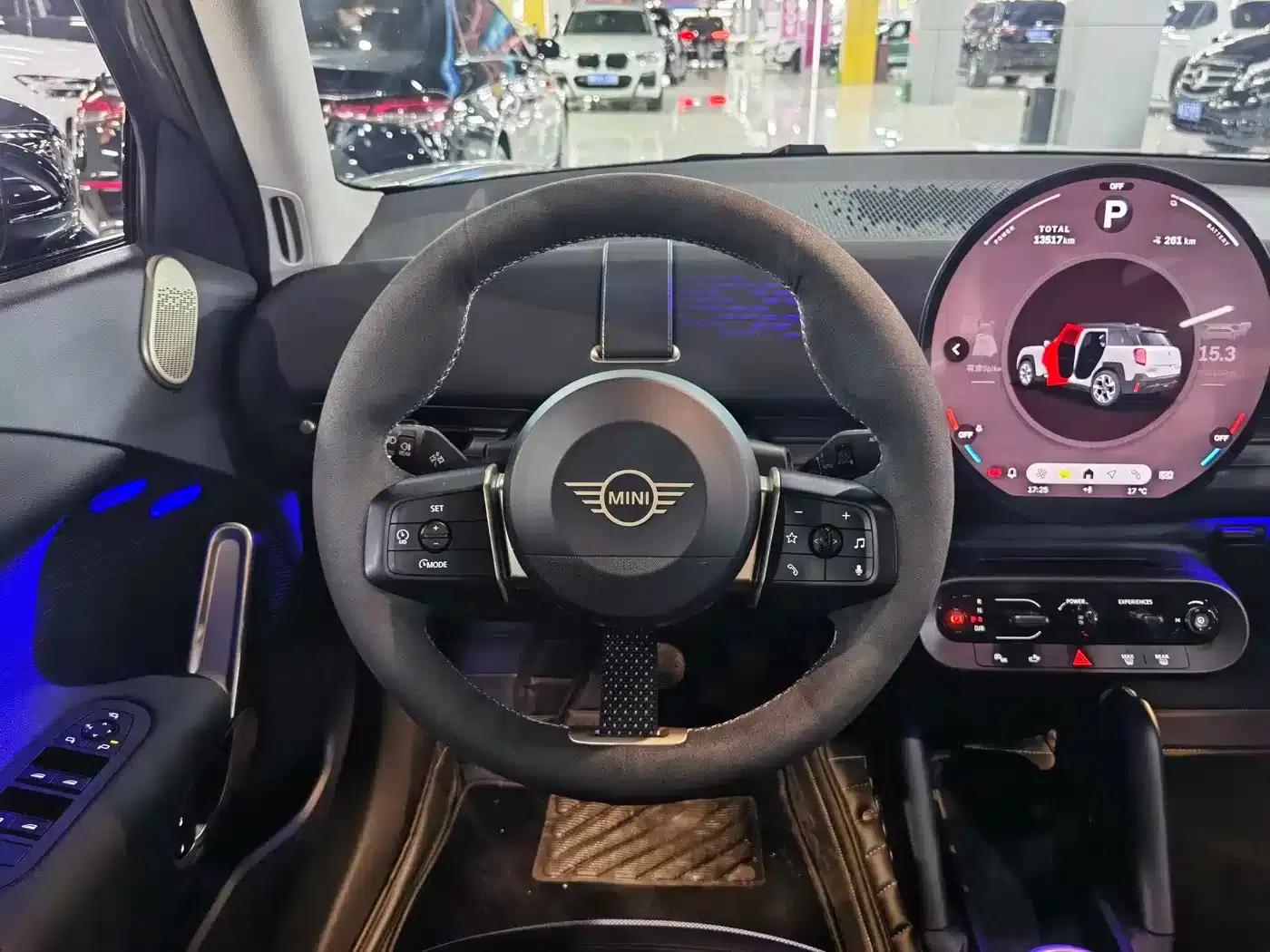 2024 Electric MINI Aceman E Classic — миниатюра 6