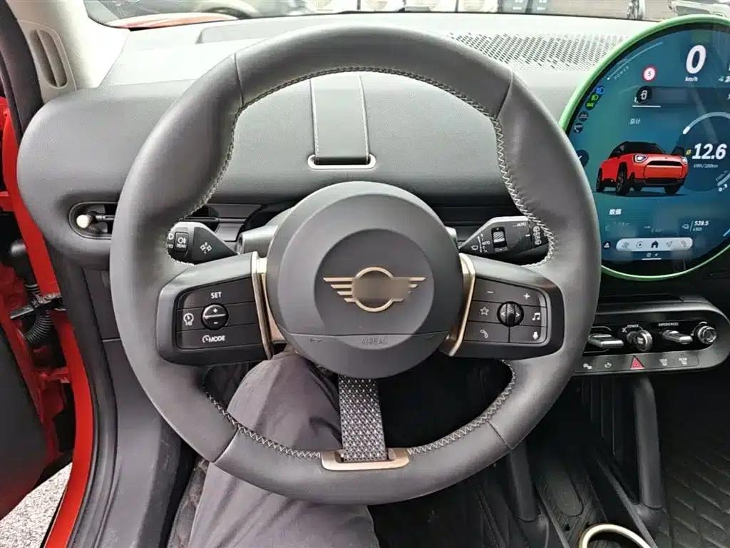 2024 Electric MINI Aceman E Classic — миниатюра 11