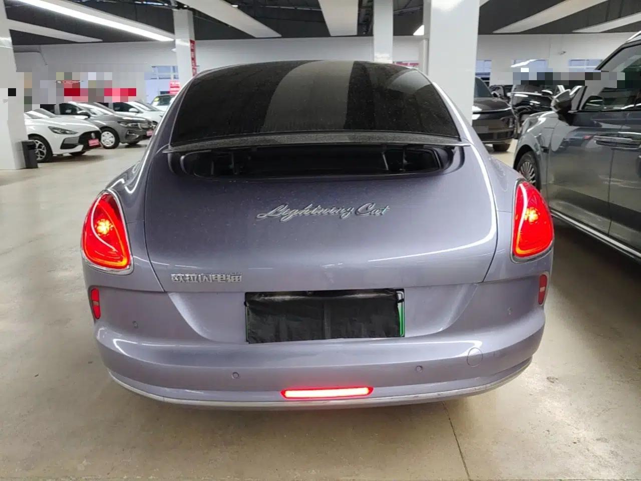 ORA Lightning Cat 2022 555 km Luxury Edition — миниатюра 5