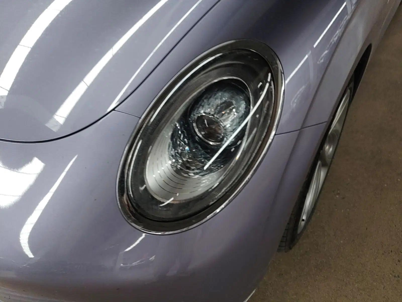 ORA Lightning Cat 2022 555 km Luxury Edition — миниатюра 9