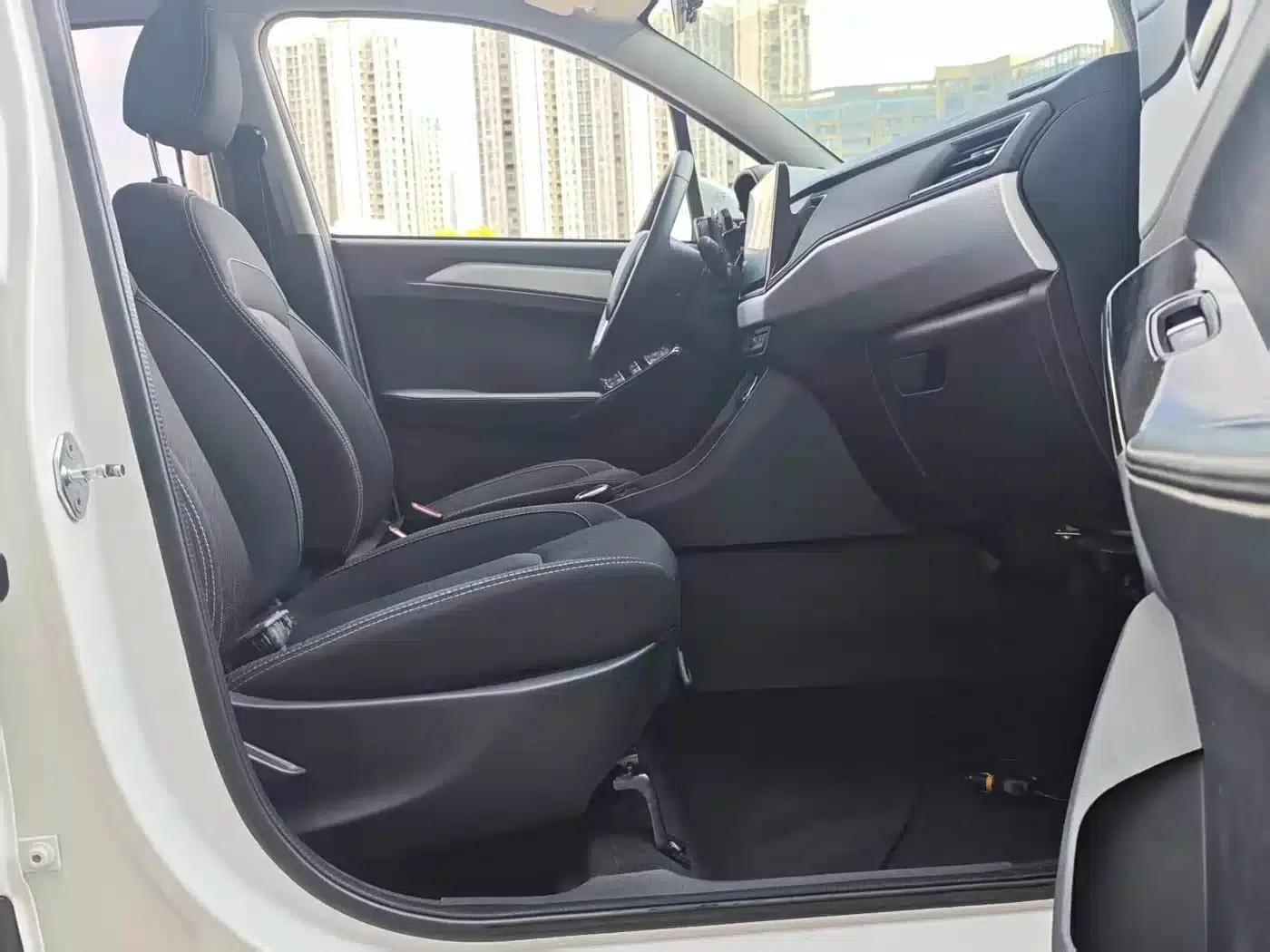 Nezha N01 2020 Model 380V — миниатюра 11