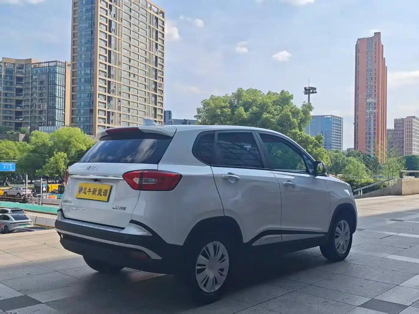 Nezha N01 2020 Model 380V — миниатюра 5