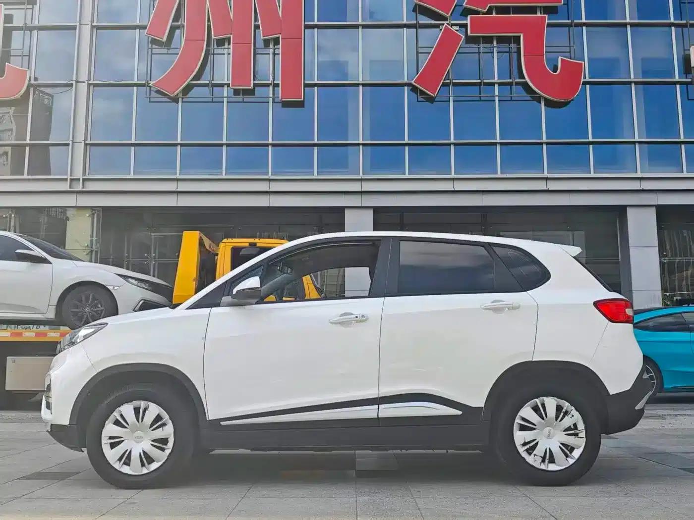 Nezha N01 2020 Model 380V — миниатюра 8