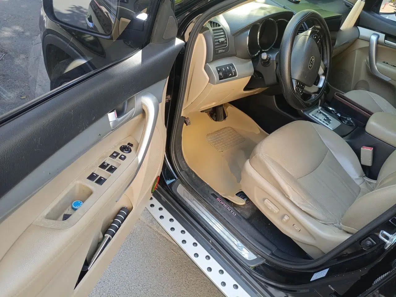 Kia Sorento 2012 2.4L Gasoline Luxury Edition — миниатюра 17