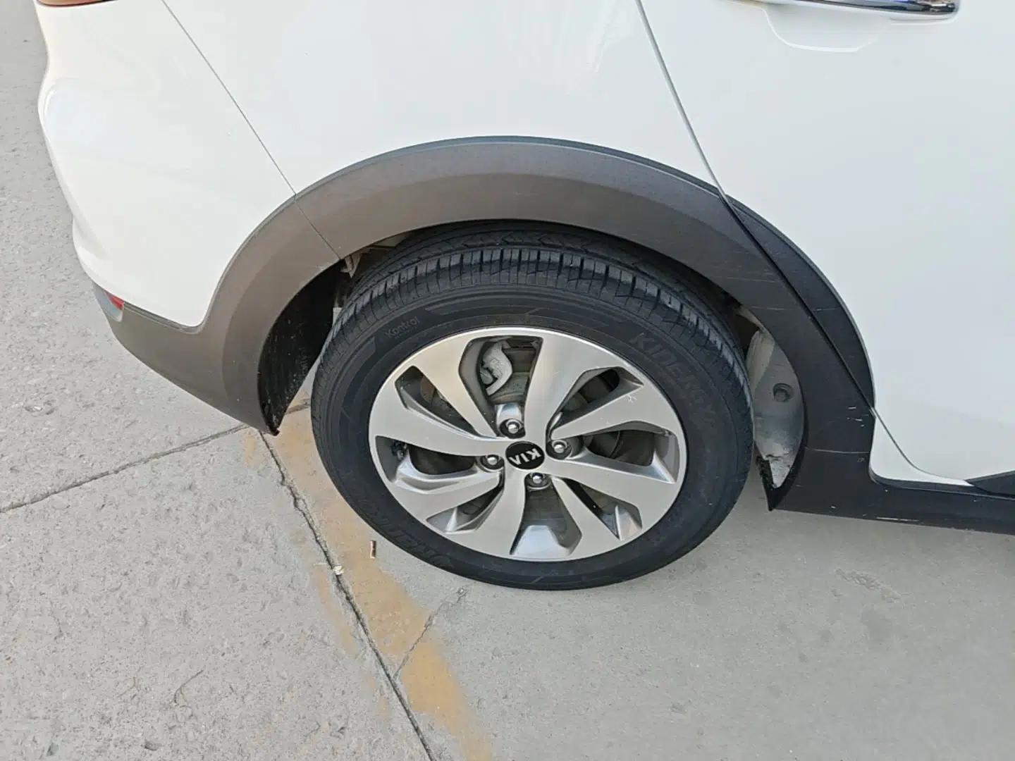 Kia KX Cross 2017 1.4L AT GLS — миниатюра 10