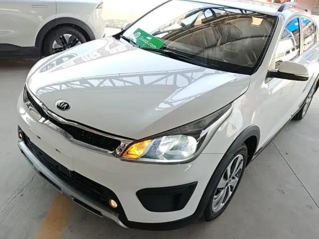 Kia KX Cross 2017 1.4L AT GLS