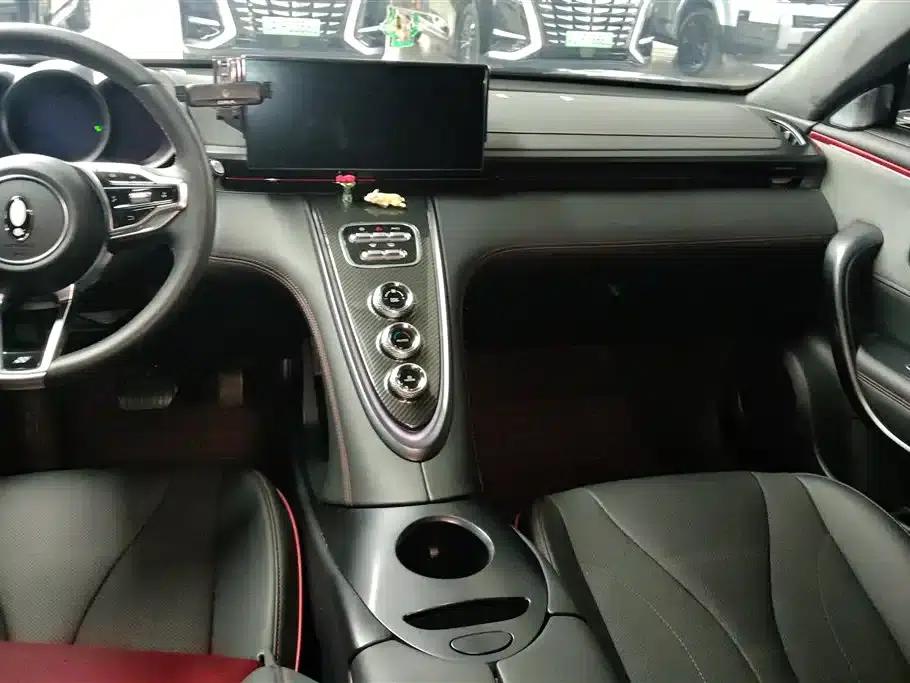 ORA Lightning Cat 2024 Dark Night Edition 555km Premium Edition — миниатюра 13