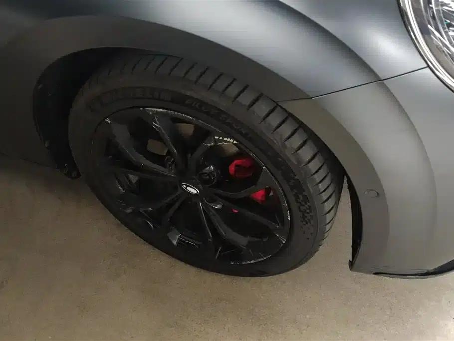 ORA Lightning Cat 2024 Dark Night Edition 555km Premium Edition — миниатюра 6