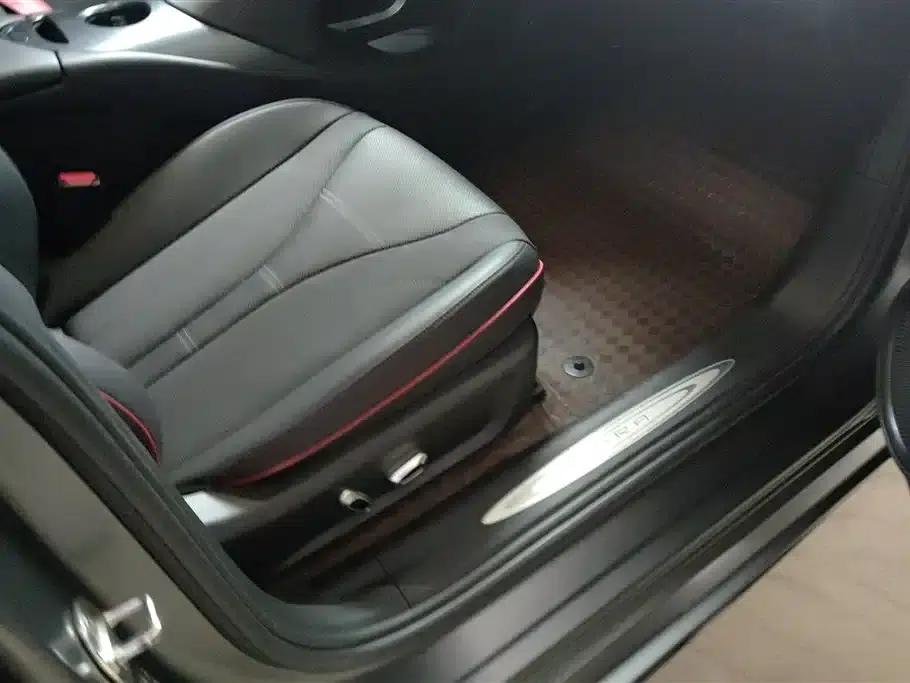 ORA Lightning Cat 2024 Dark Night Edition 555km Premium Edition — миниатюра 8