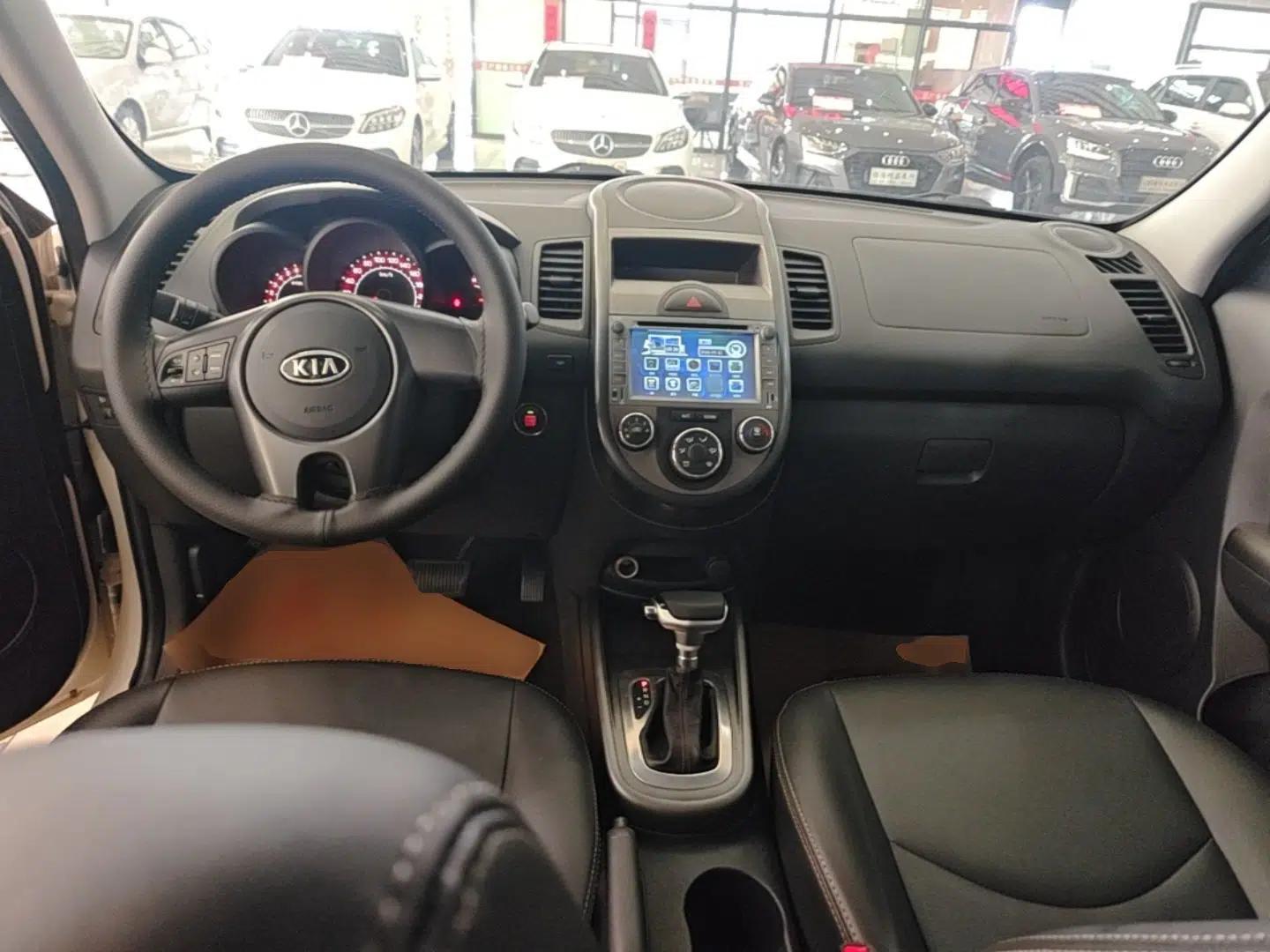 Kia Soul 2013 1.6L AT GL — миниатюра 13