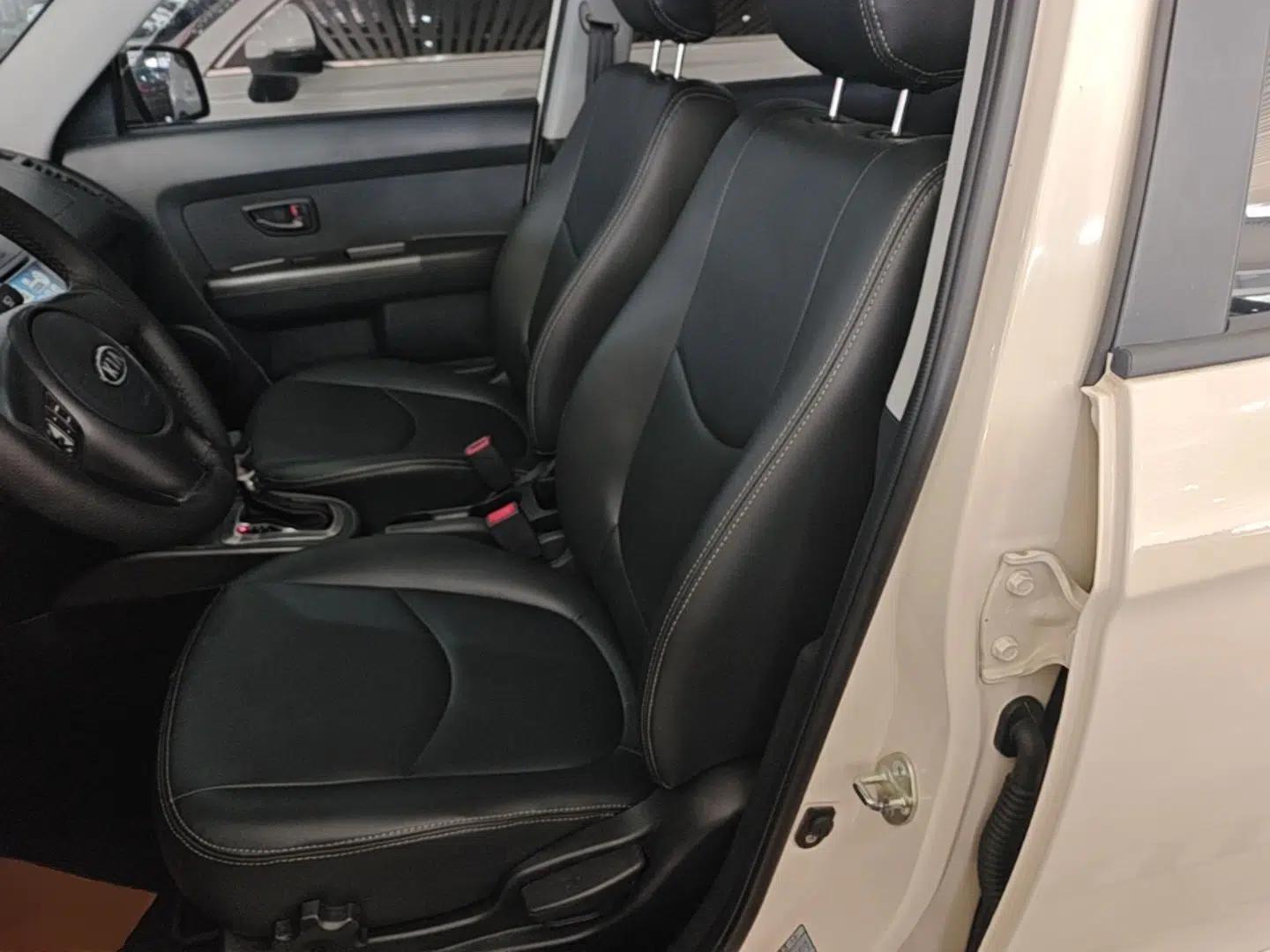 Kia Soul 2013 1.6L AT GL — миниатюра 18
