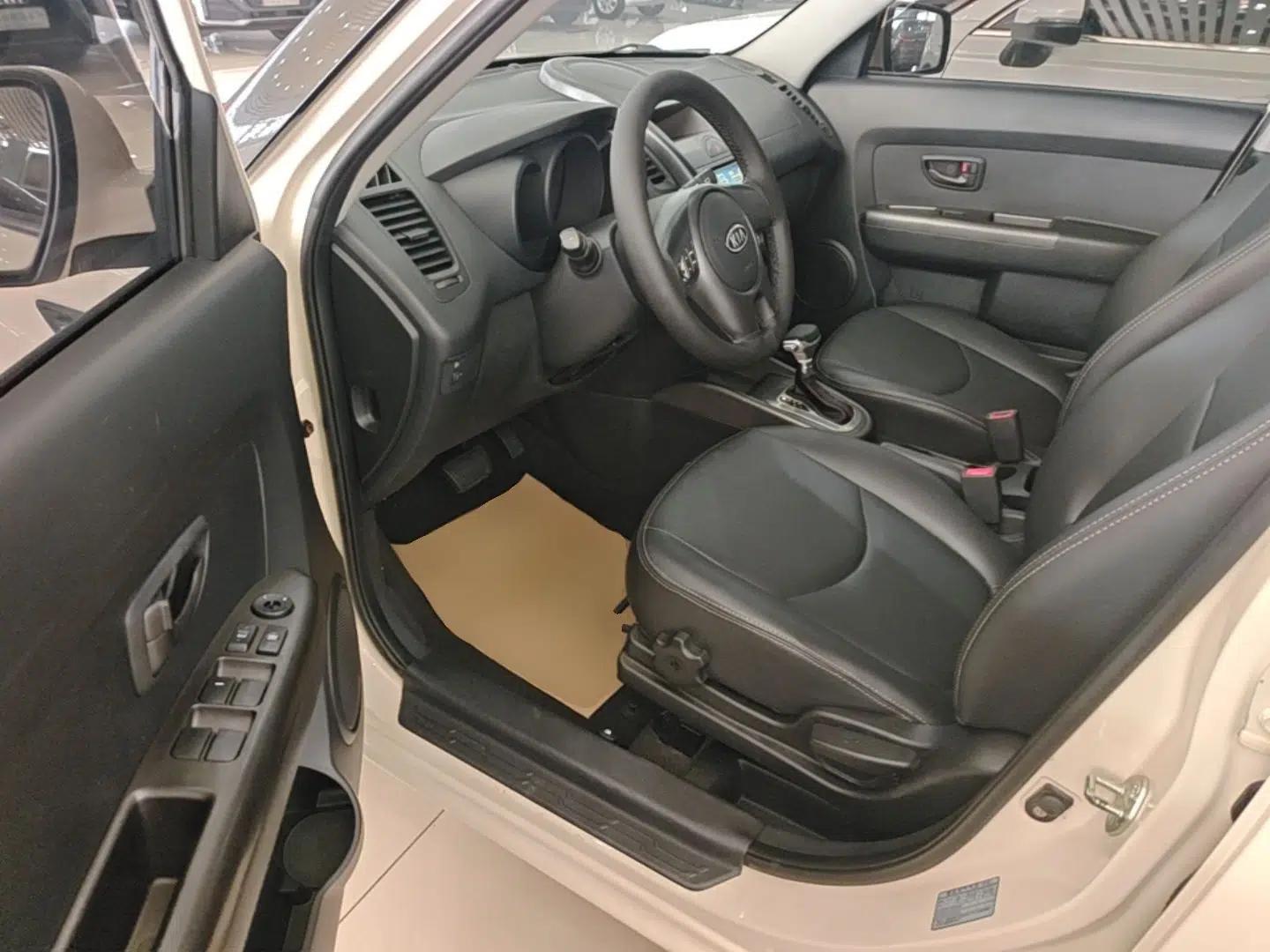 Kia Soul 2013 1.6L AT GL — миниатюра 19