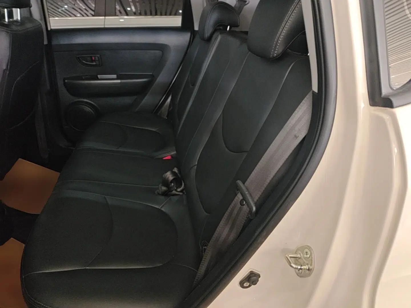 Kia Soul 2013 1.6L AT GL — миниатюра 20