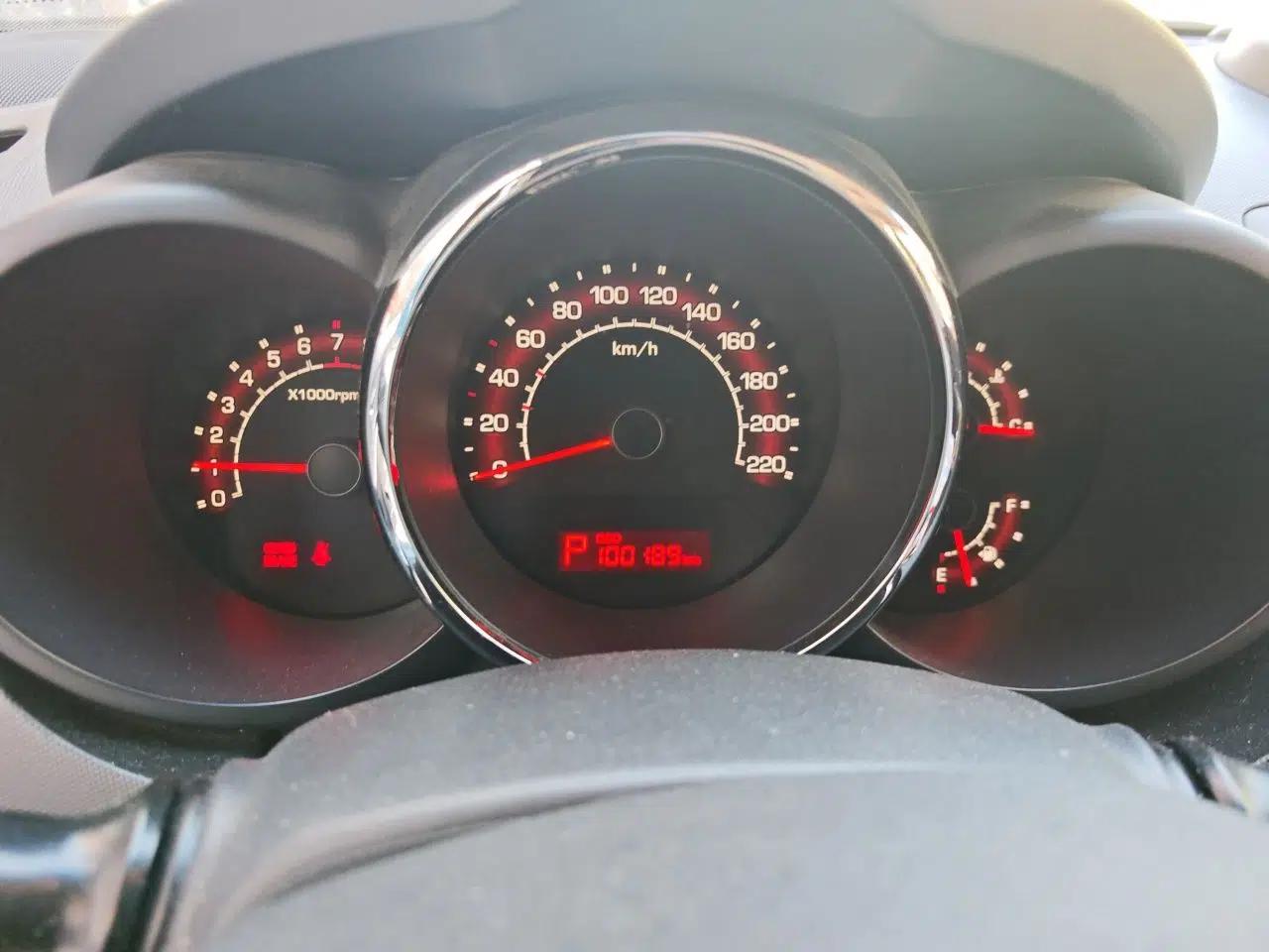 Kia Soul 2013 1.6L AT Premium — миниатюра 12