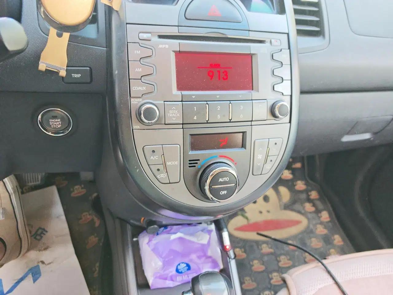 Kia Soul 2013 1.6L AT Premium — миниатюра 14
