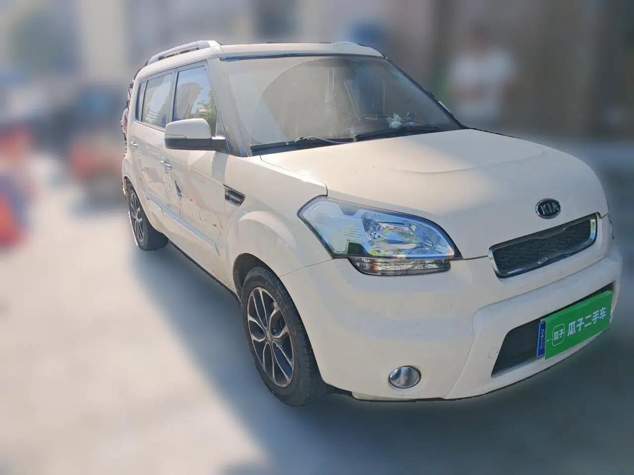 Kia Soul 2013 1.6L AT Premium — миниатюра 3