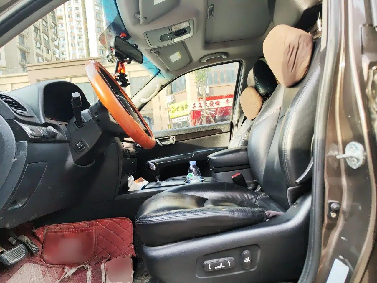 Kia Borrego 2013 3.8L Luxury Edition China V standard — миниатюра 16