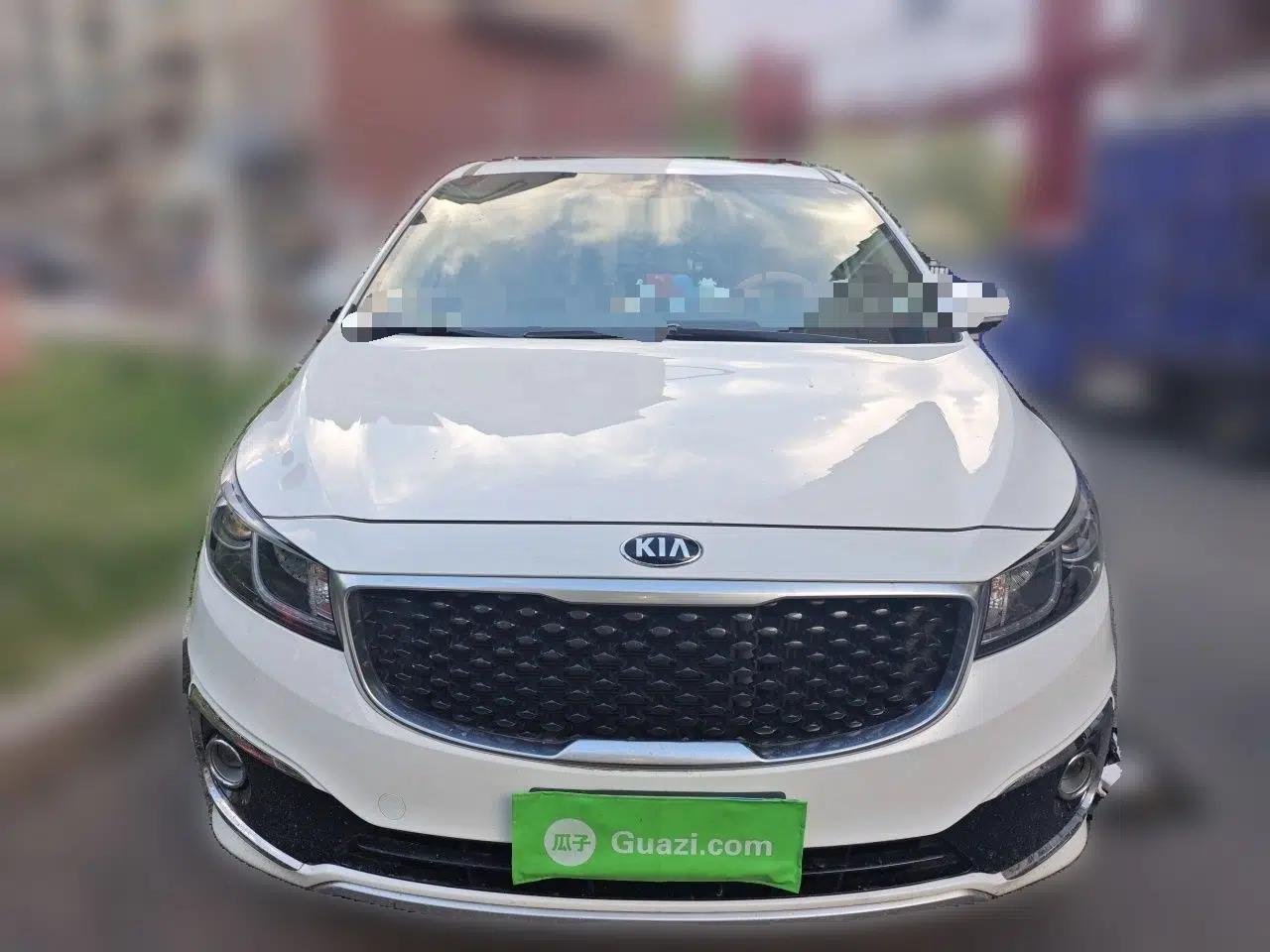 Kia Carnival 2015 2.2T Luxury Edition China IV — миниатюра 2