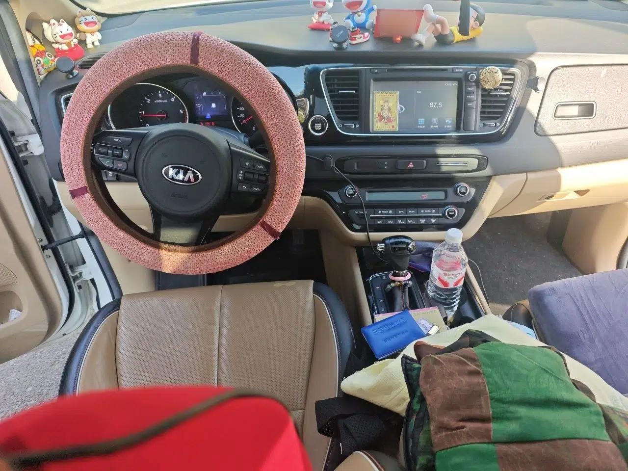 Kia Carnival 2015 2.2T Luxury Edition China IV — миниатюра 11