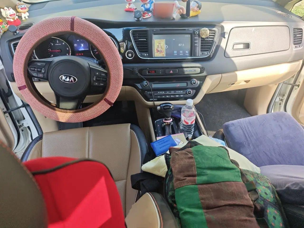 Kia Carnival 2015 2.2T Luxury Edition China IV — миниатюра 10