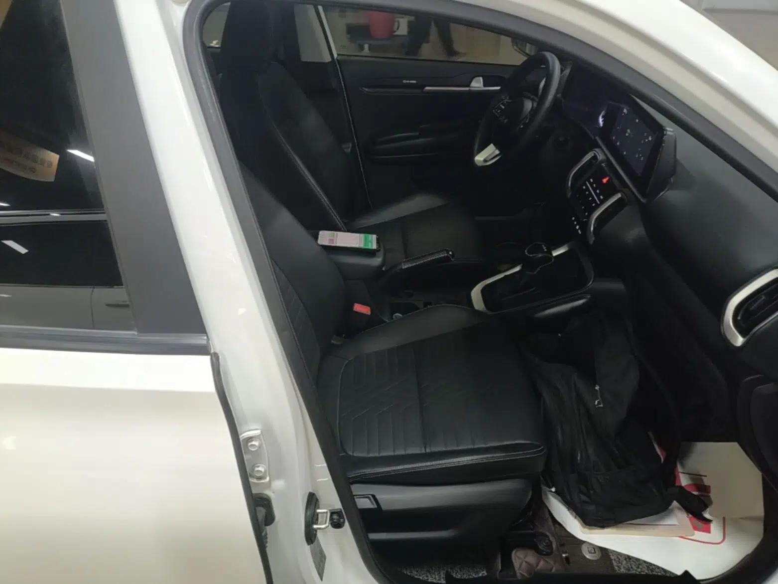Kia Sonet 2024 1.5L Comfort Edition — миниатюра 23