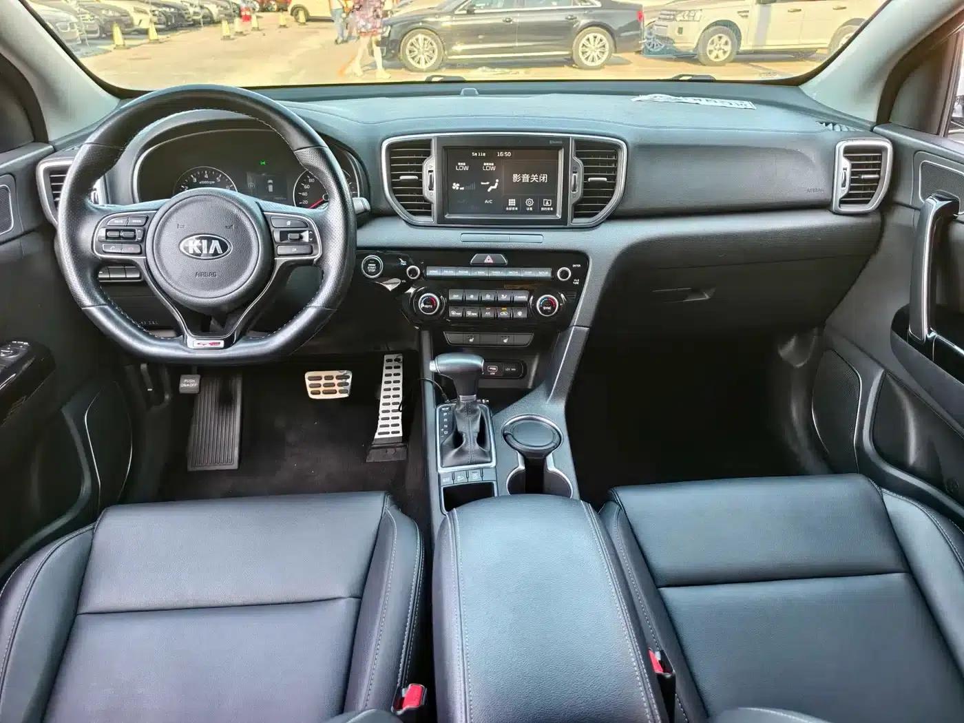 Kia KX5 2016 1.6T Automatic 2WD DLX — миниатюра 12