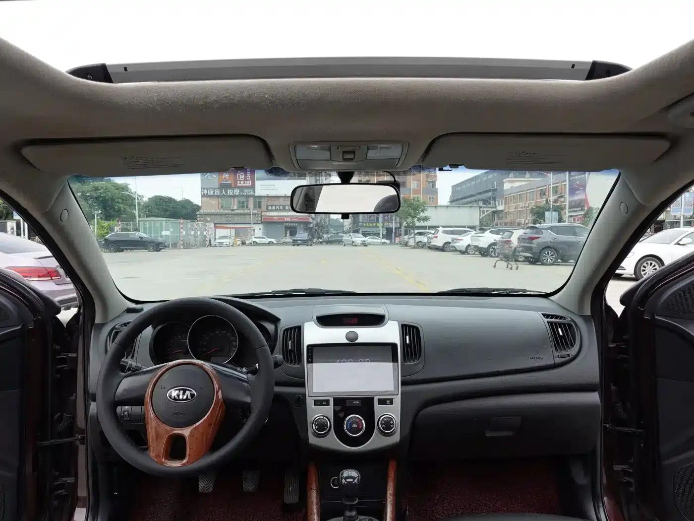 2014 Forte 1.6L MT GLS — миниатюра 13