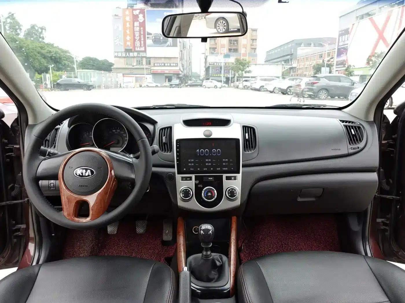 2014 Forte 1.6L MT GLS — миниатюра 14