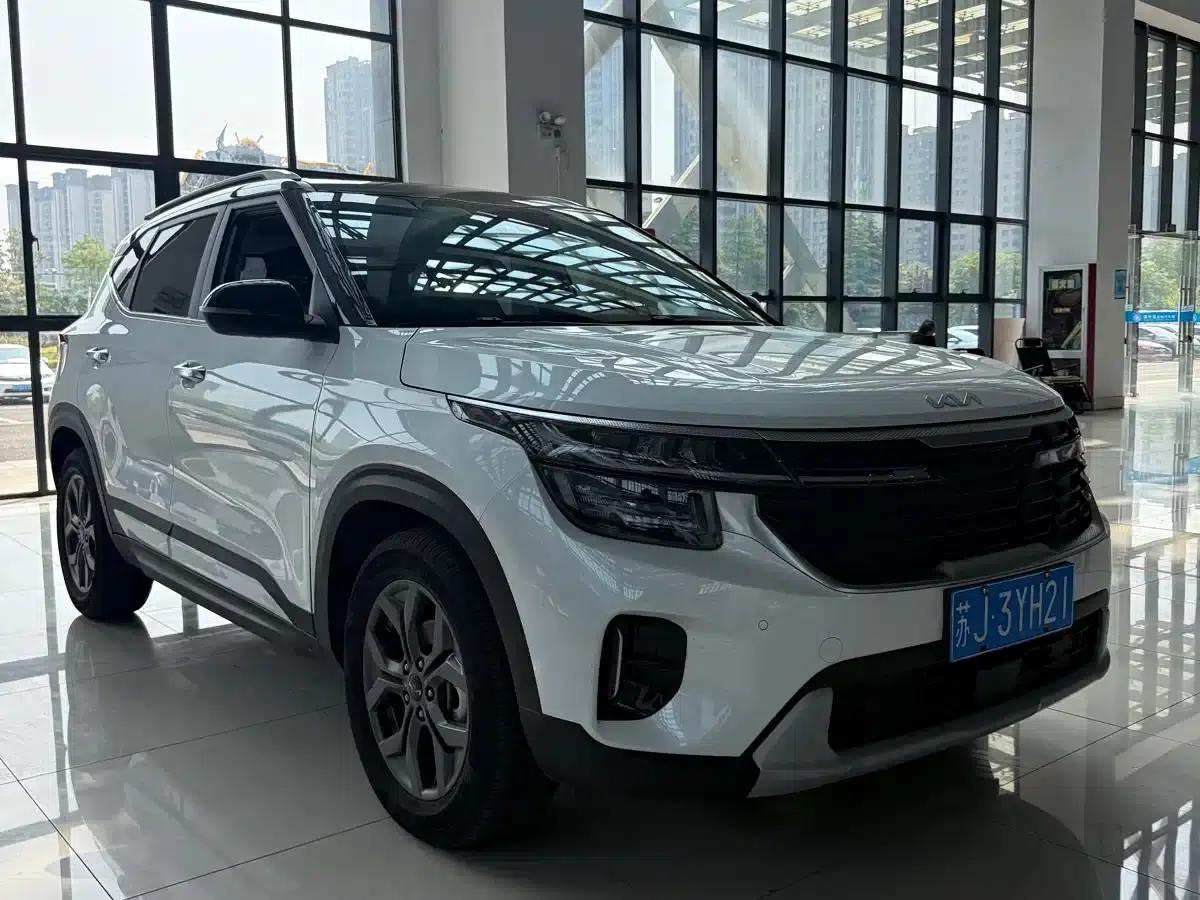 2023 Citroën Cytus 1.5L CVT Luxury Edition — миниатюра 3