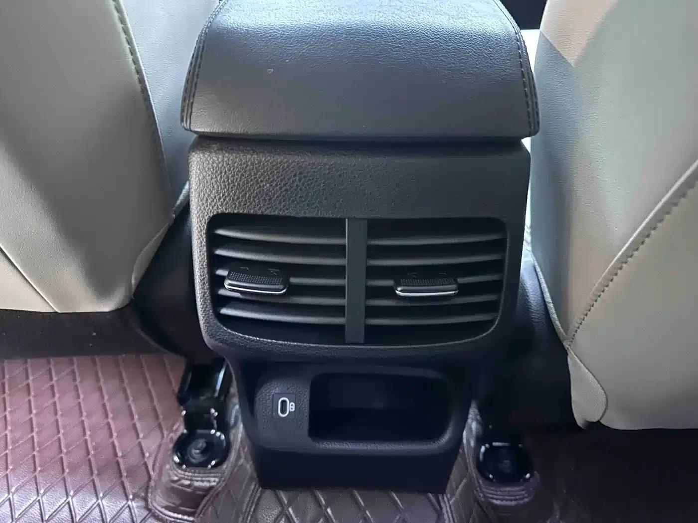 2023 Citroën Cytus 1.5L CVT Premium Edition — миниатюра 17