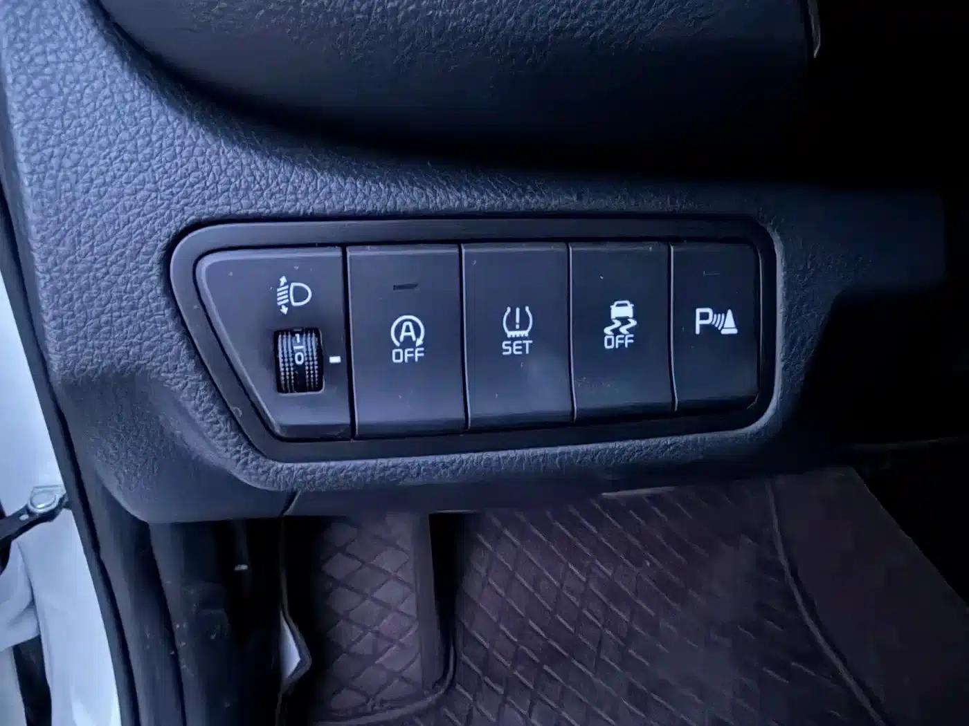 2026 Citroën Cyrus 1.5L IVT Luxury Edition — миниатюра 9