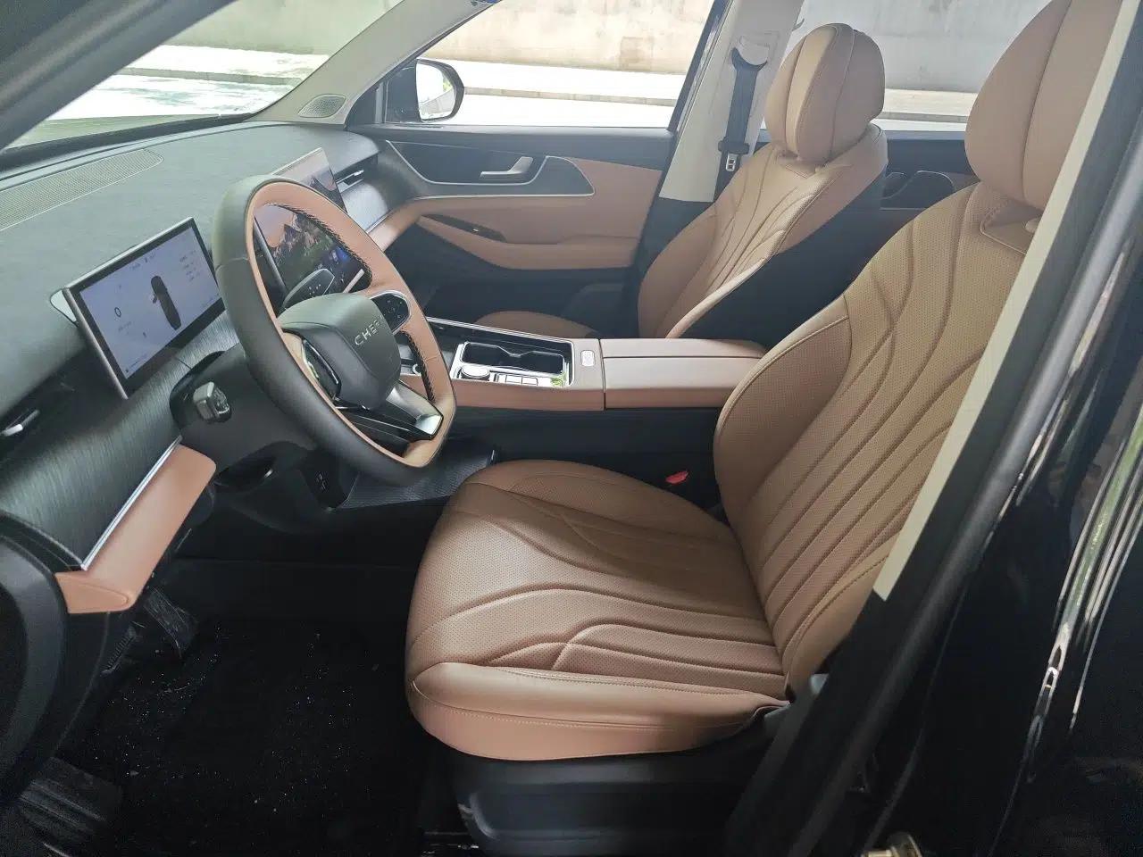 Chery Tiggo 8 L 2024 2.0T Two-Wheel Drive Comfort Edition 5 Seats — миниатюра 16