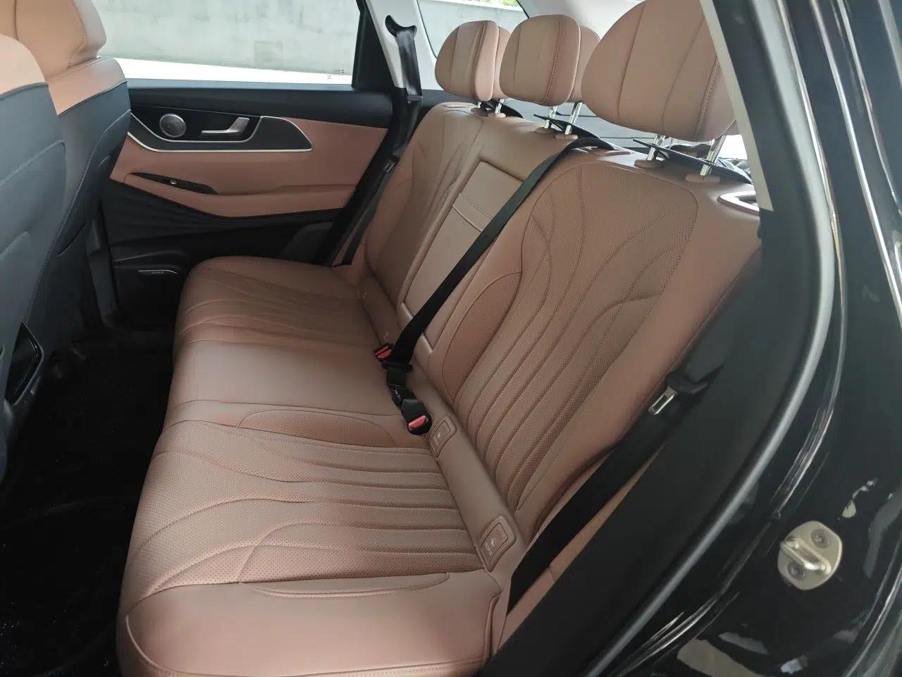 Chery Tiggo 8 L 2024 2.0T Two-Wheel Drive Comfort Edition 5 Seats — миниатюра 18