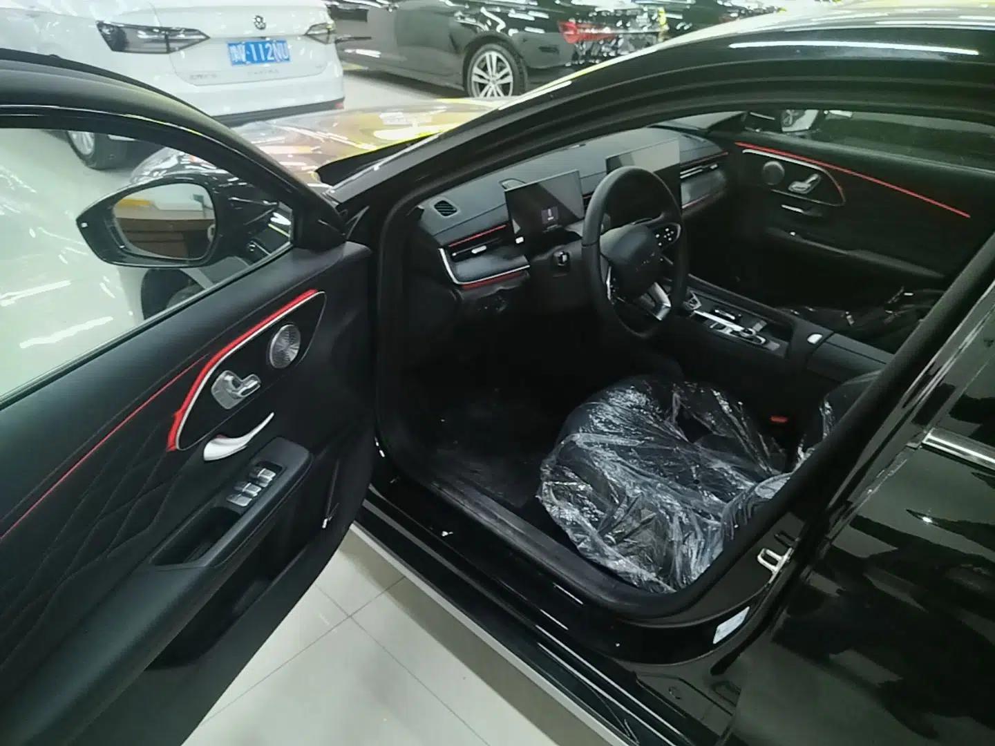 Chery Arrizo 8 PRO 2025 Pro 1.6T Luxury Model — миниатюра 19