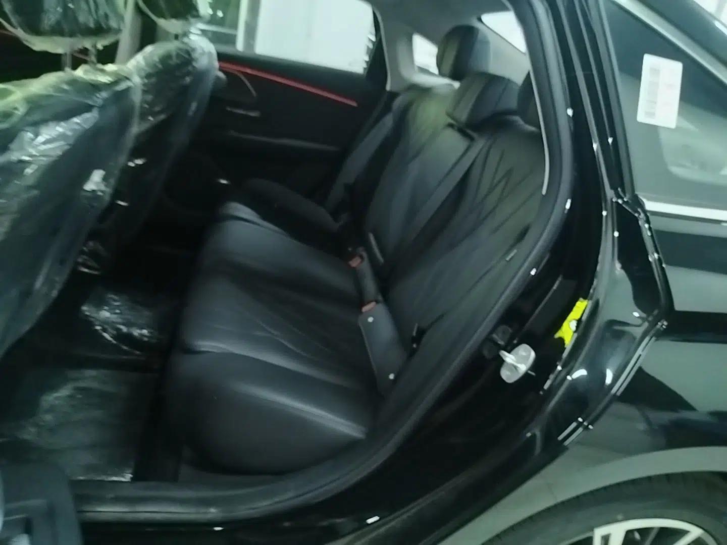 Chery Arrizo 8 PRO 2025 Pro 1.6T Luxury Model — миниатюра 20