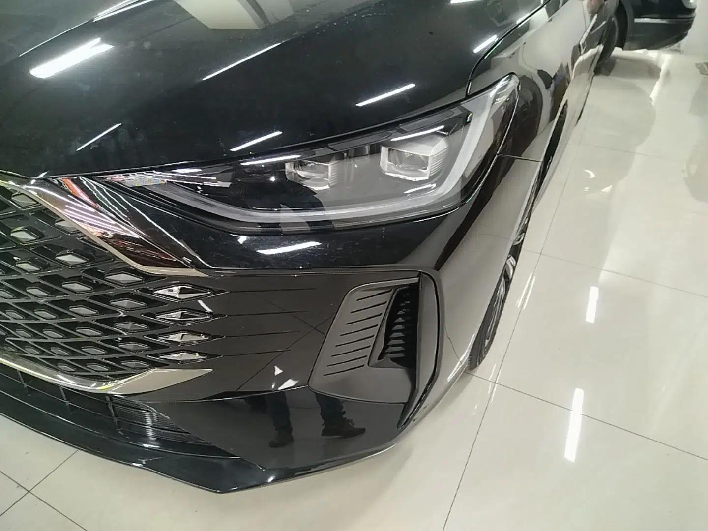 Chery Arrizo 8 PRO 2025 Pro 1.6T Luxury Model — миниатюра 9