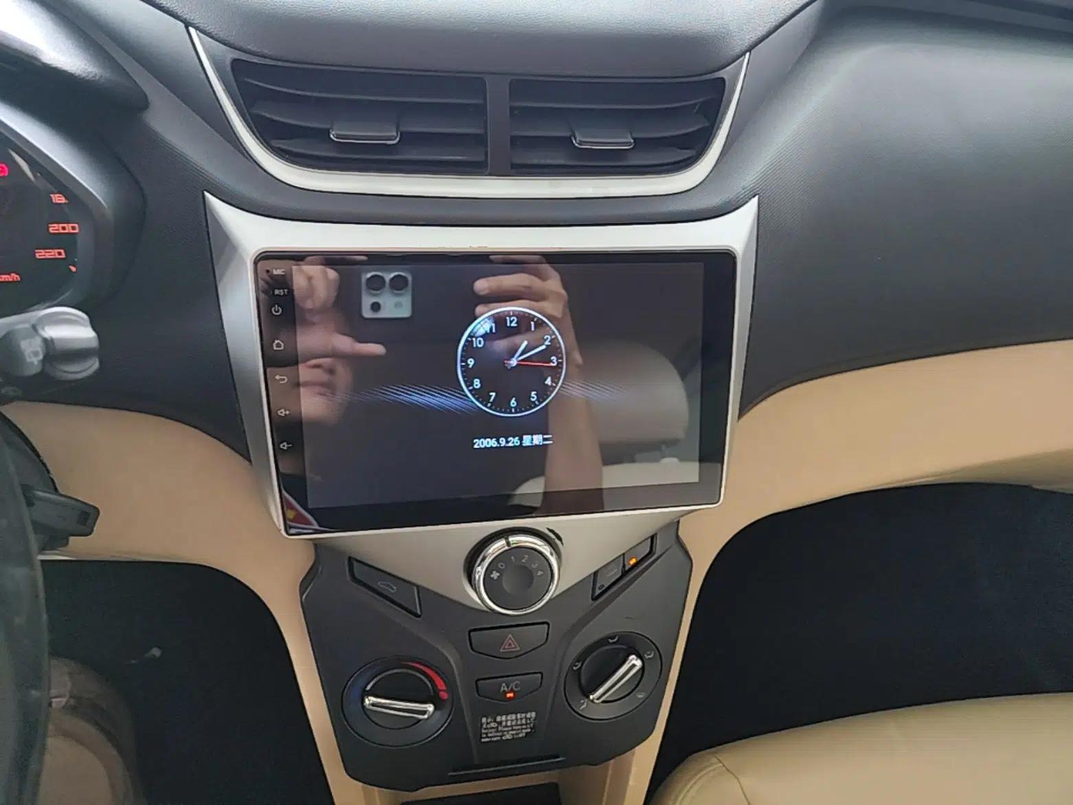 Chery Fengyun 2 2013 Hatchback 1.5L Manual Ruiyi Edition — миниатюра 16