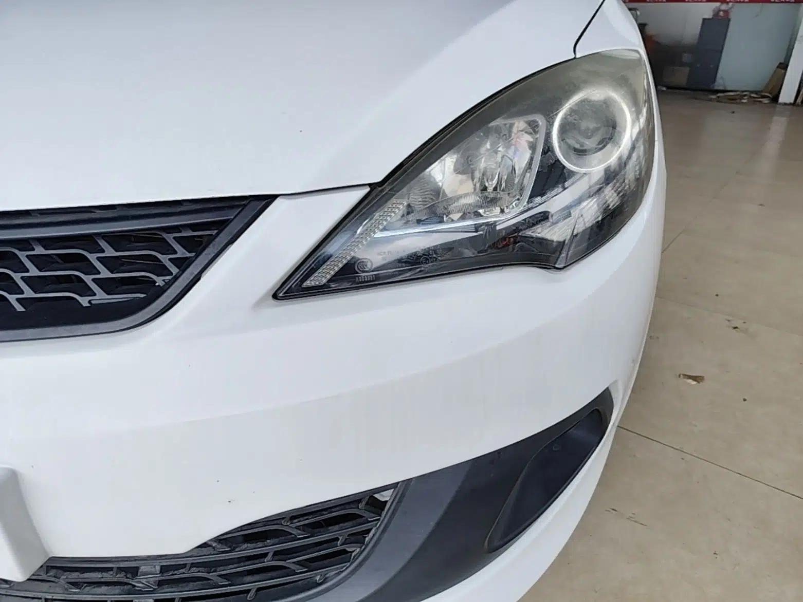 Chery Fengyun 2 2013 Hatchback 1.5L Manual Ruiyi Edition — миниатюра 9