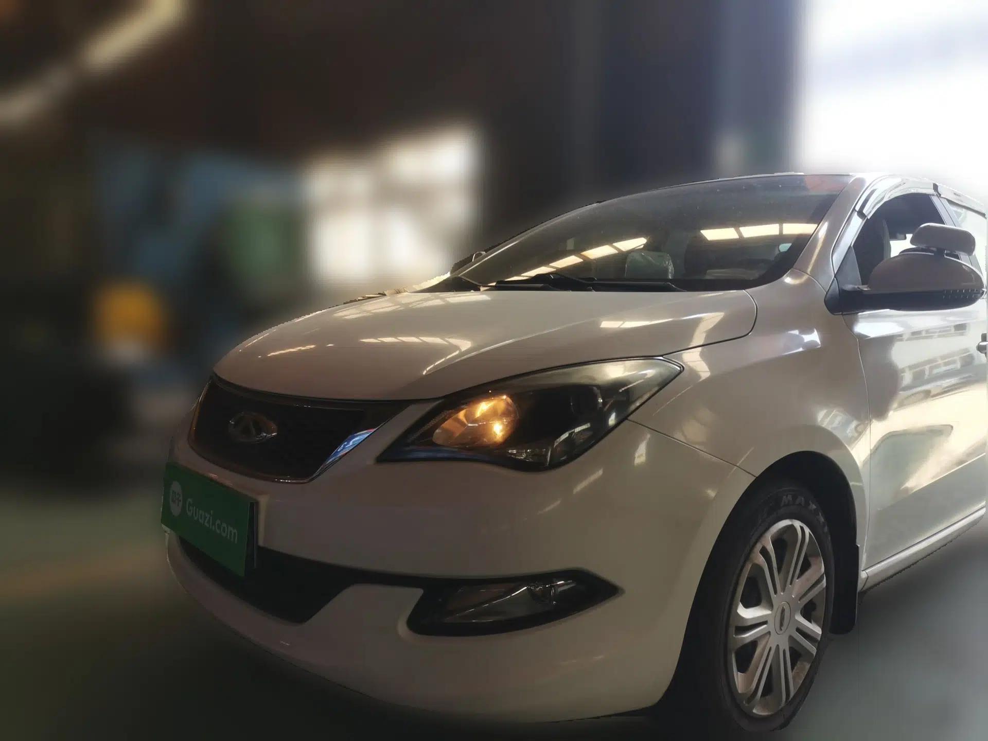 Chery Arrizo 3 2015 1.5L Manual Genuine Version — миниатюра 1