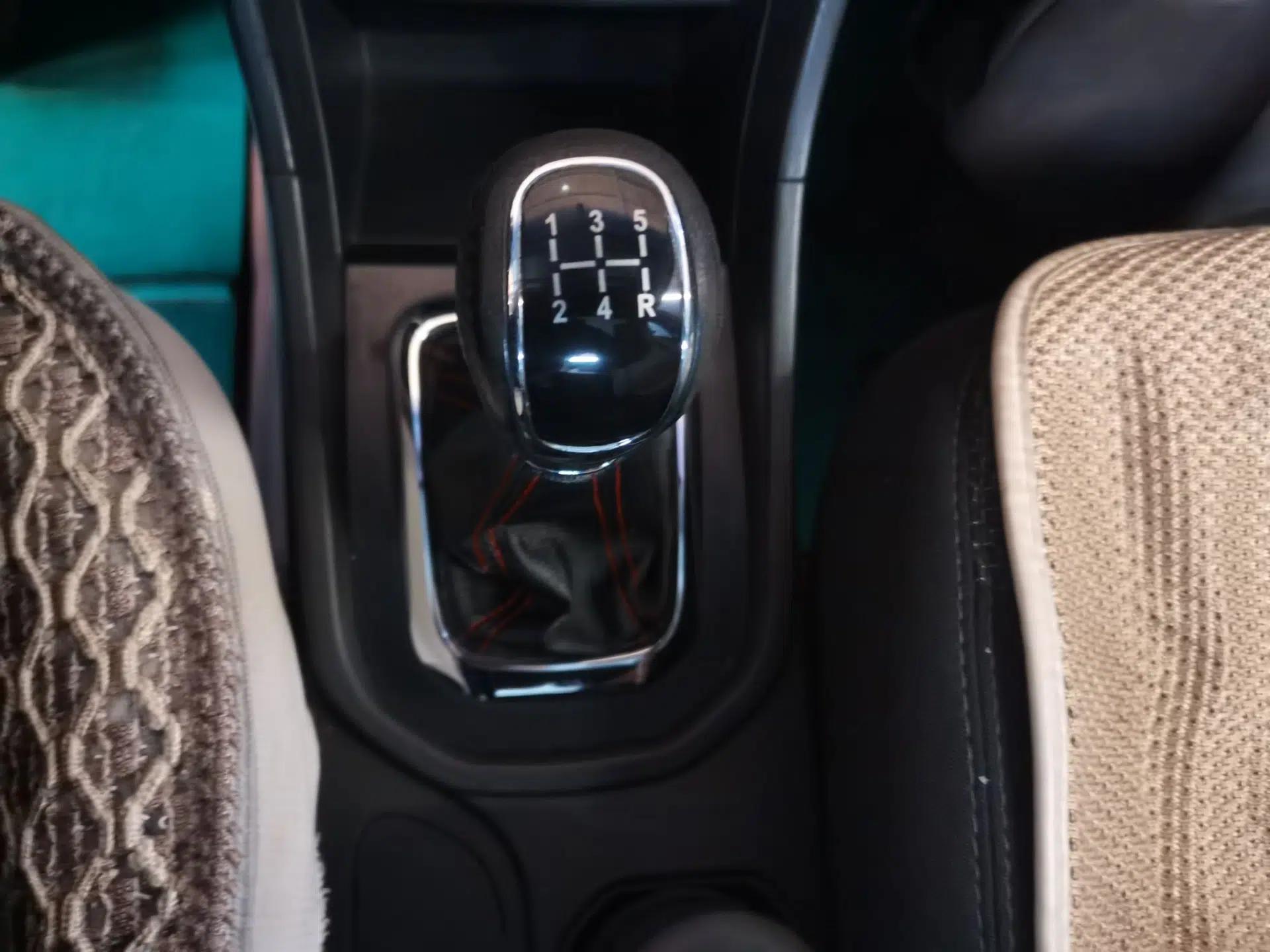 Chery Arrizo 3 2015 1.5L Manual Genuine Version — миниатюра 15