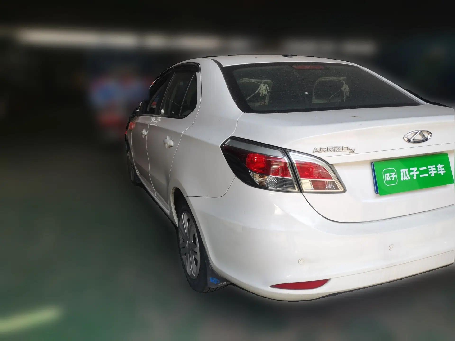 Chery Arrizo 3 2015 1.5L Manual Genuine Version — миниатюра 4