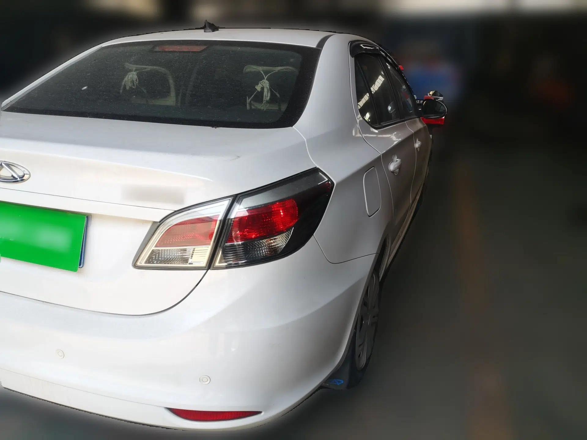 Chery Arrizo 3 2015 1.5L Manual Genuine Version — миниатюра 6