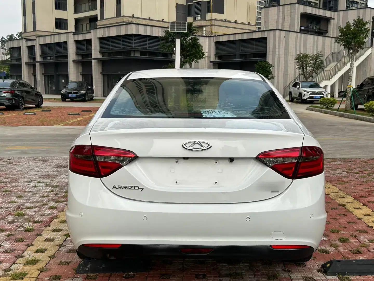 Chery Arrizo 7 2016 1.6L CVT ZhiShang Edition — миниатюра 5