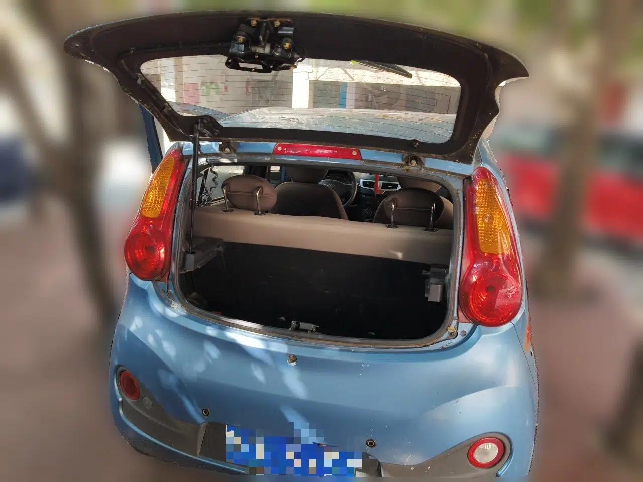 Chery QQ 2013 1.0L Manual Happy Edition — миниатюра 20
